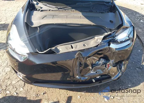 2022 Tesla Model Y Long Range Dual Motor All-Wheel Drive z USA, uszkodzony, nr VIN 7SAYGDEE0NA007100